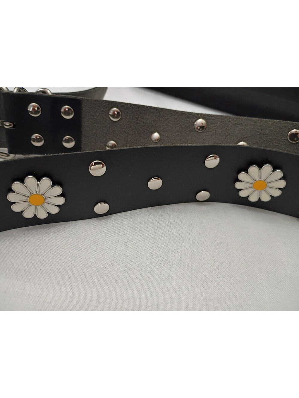 Vintage Hippie Daisy & Studs Belt